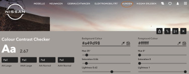 Screenshot nissan.de mit eingeblendetem Browser-Plugin WCAG Contrast Checker: Wert 1 zu 2,67 für Navigationselemente